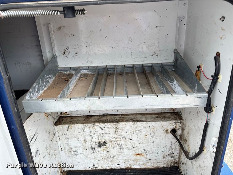 image for item FK3733 2018 Dodge Ram 3500 Crew Cab utility bed pickup truck