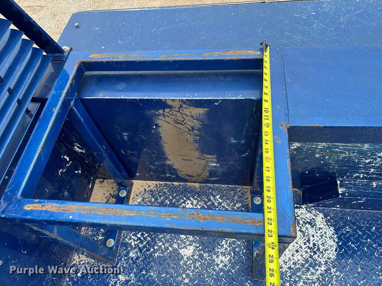 image for item FK3733 2018 Dodge Ram 3500 Crew Cab utility bed pickup truck