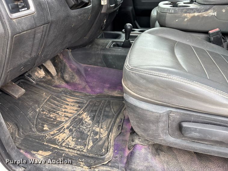 image for item FK3733 2018 Dodge Ram 3500 Crew Cab utility bed pickup truck
