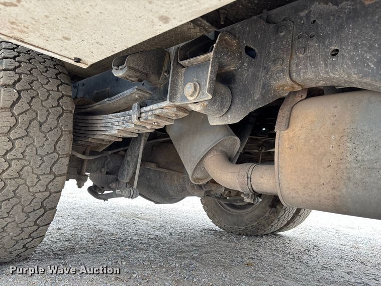image for item FK3733 2018 Dodge Ram 3500 Crew Cab utility bed pickup truck