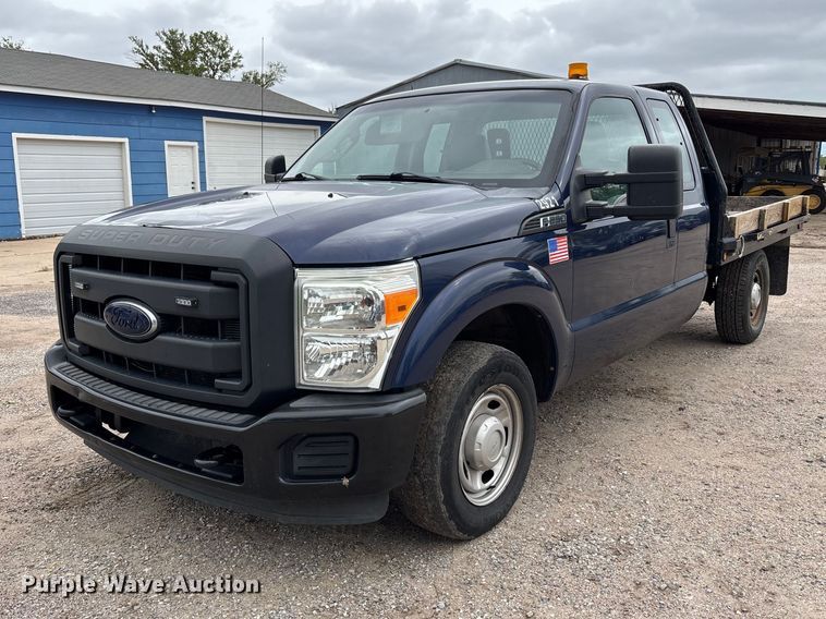 image for item FK3734 2012 Ford F250 XL Ext cab flatbed pickup truck