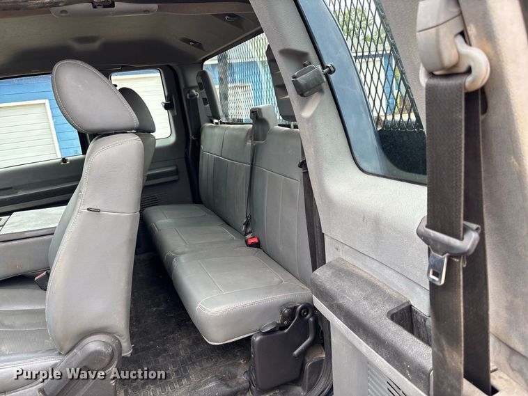 image for item FK3734 2012 Ford F250 XL Ext cab flatbed pickup truck