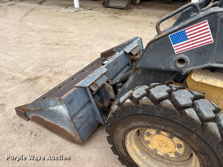 image for item FK3738 2003 New Holland LS170 