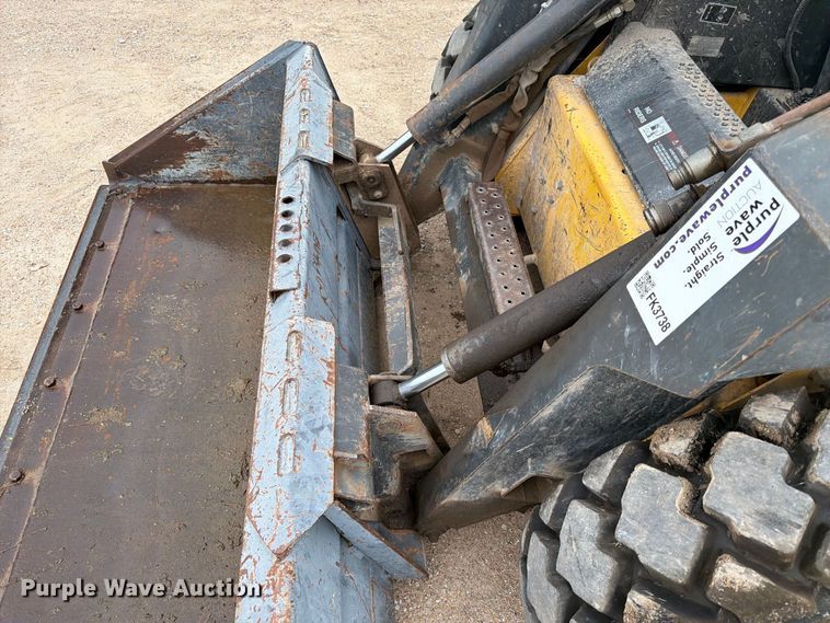 image for item FK3738 2003 New Holland LS170 