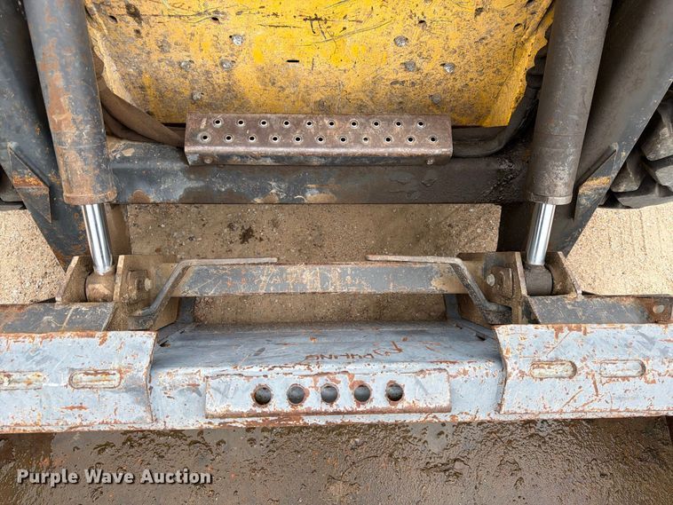 image for item FK3738 2003 New Holland LS170 