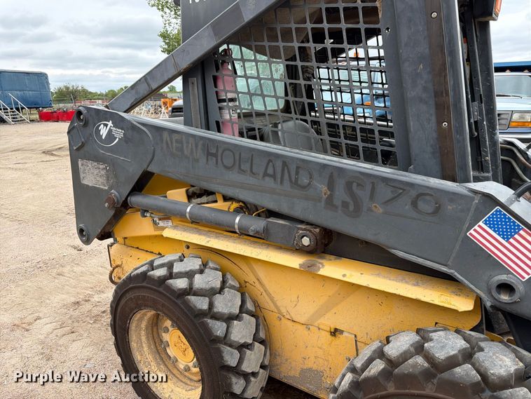 image for item FK3738 2003 New Holland LS170 