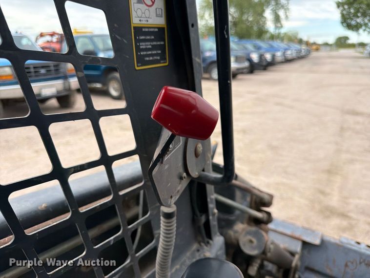 image for item FK3738 2003 New Holland LS170 