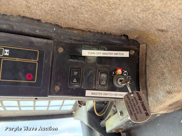 image for item FK3738 2003 New Holland LS170 