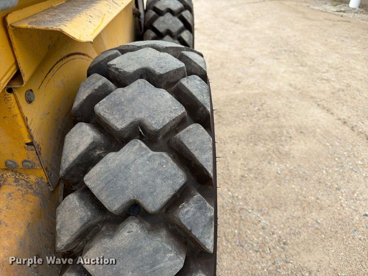 image for item FK3738 2003 New Holland LS170 