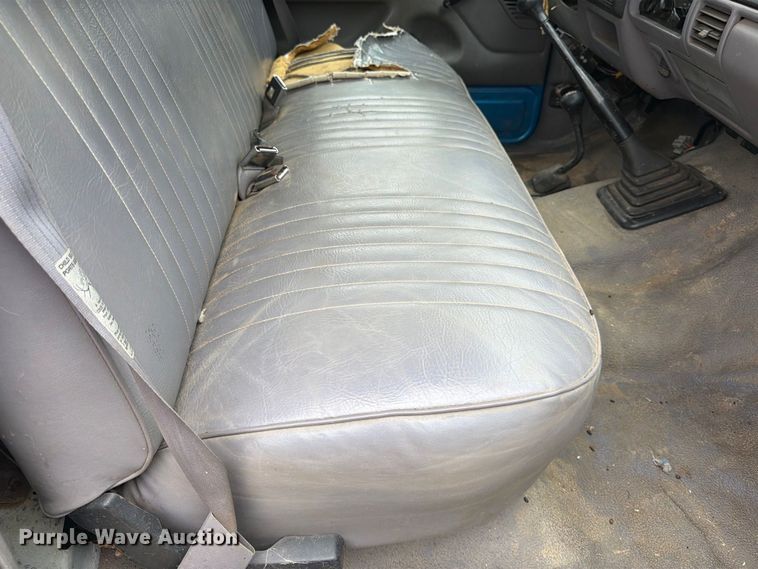 image for item FK3742 1995 Ford F350 flatbed pickup truck