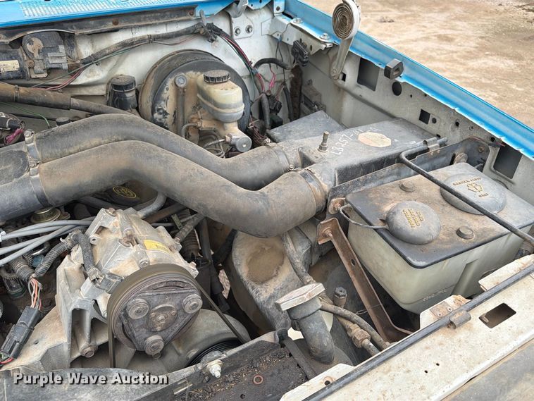 image for item FK3742 1995 Ford F350 flatbed pickup truck