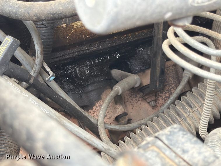 image for item FK3742 1995 Ford F350 flatbed pickup truck