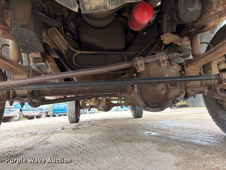 image for item FK3742 1995 Ford F350 flatbed pickup truck