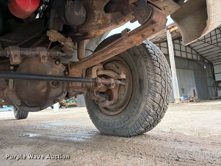 image for item FK3742 1995 Ford F350 flatbed pickup truck