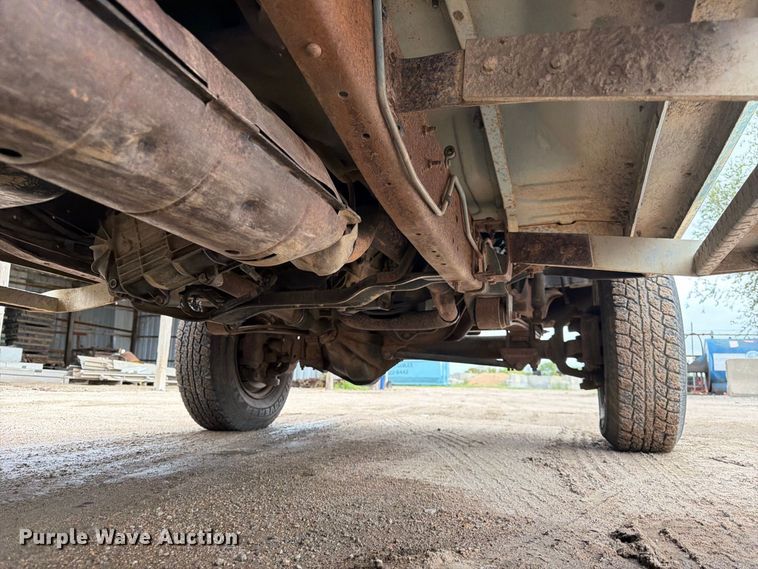 image for item FK3742 1995 Ford F350 flatbed pickup truck
