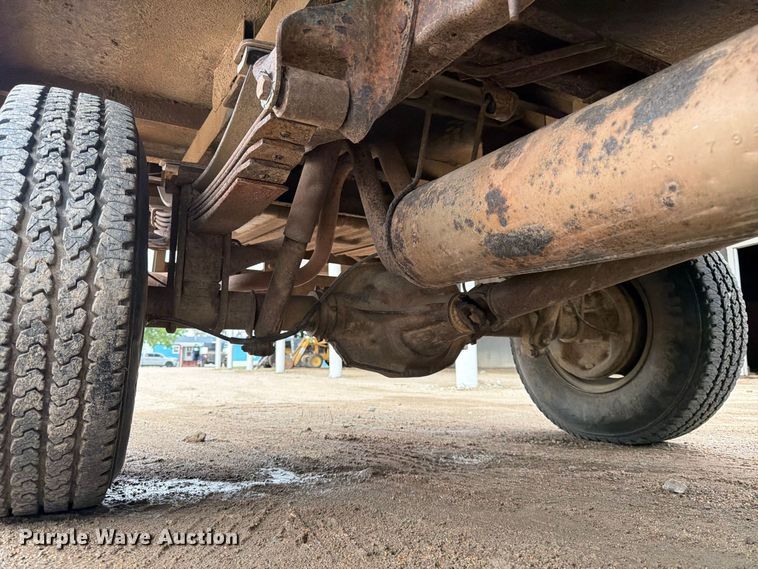 image for item FK3742 1995 Ford F350 flatbed pickup truck