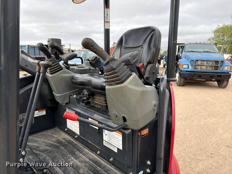 image for item FK3743 2021 Yanmar VIO35-6A mini excavator
