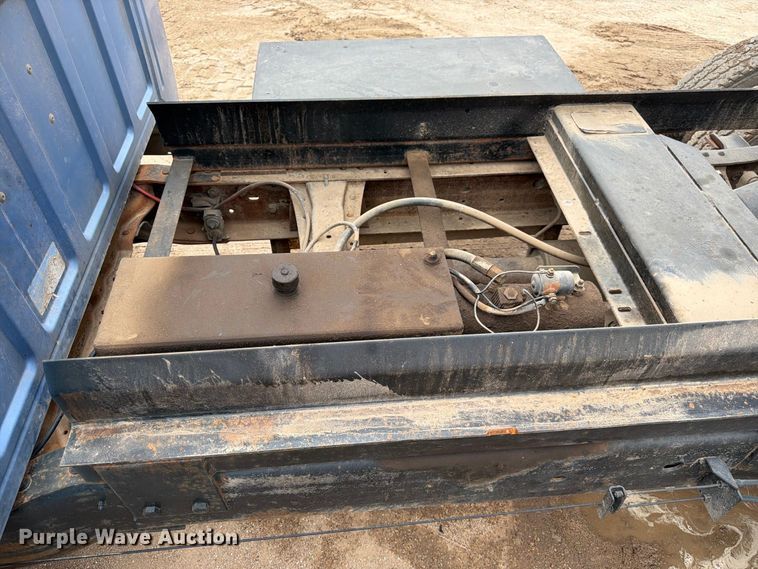 image for item FK3745 1997 Ford F350 dump bed pickup truck