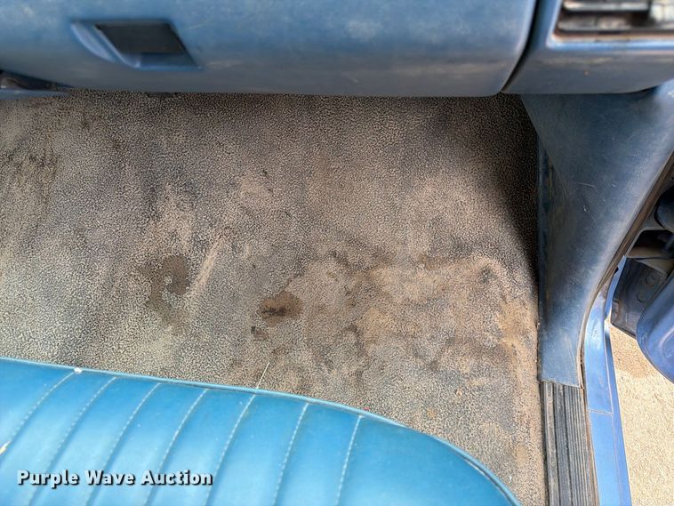 image for item FK3745 1997 Ford F350 dump bed pickup truck