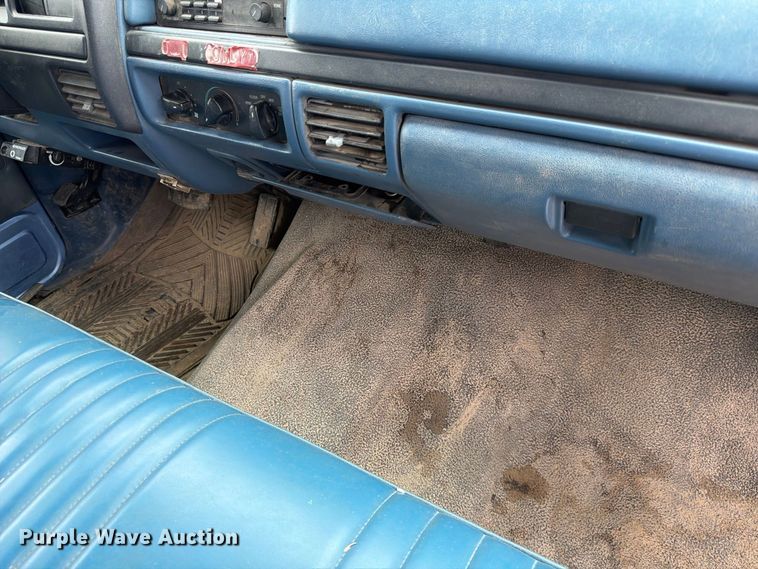 image for item FK3745 1997 Ford F350 dump bed pickup truck