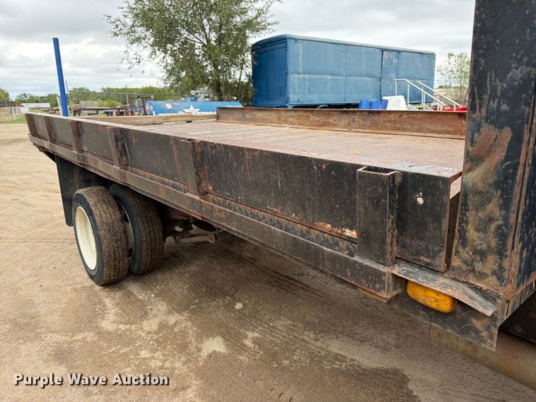 image for item FK3746 2005 GMC C4500 dump flatbed truck