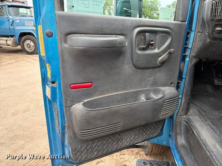 image for item FK3746 2005 GMC C4500 dump flatbed truck