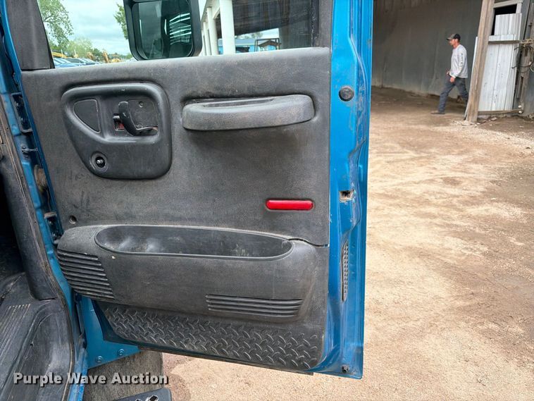 image for item FK3746 2005 GMC C4500 dump flatbed truck