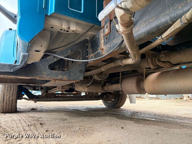 image for item FK3746 2005 GMC C4500 dump flatbed truck