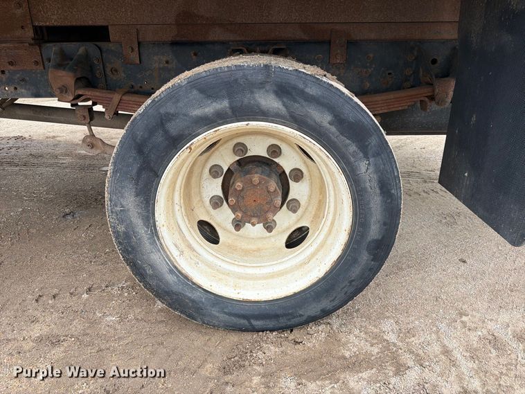 image for item FK3746 2005 GMC C4500 dump flatbed truck