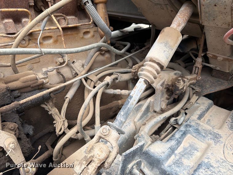 image for item FK3747 1986 Ford LTL 9000 dump truck