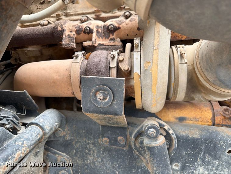 image for item FK3747 1986 Ford LTL 9000 dump truck