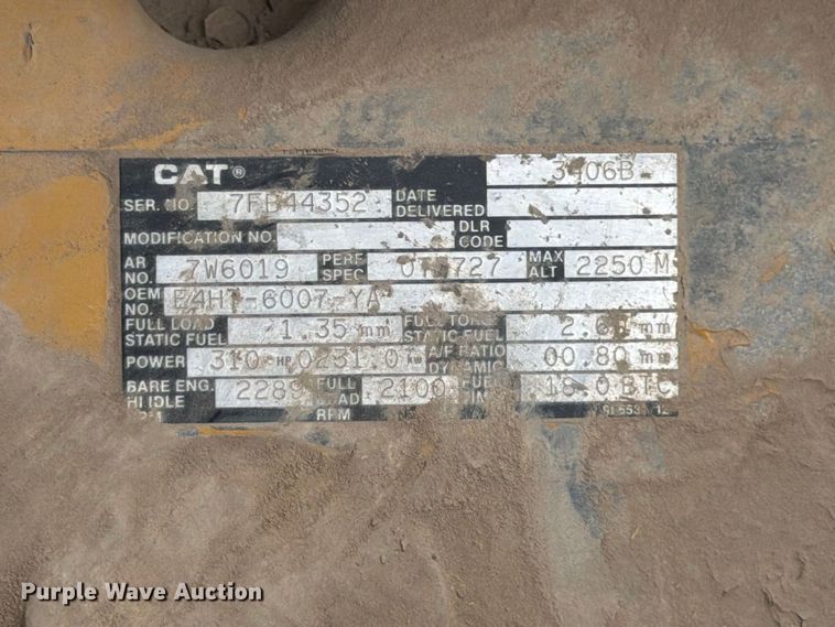 image for item FK3747 1986 Ford LTL 9000 dump truck