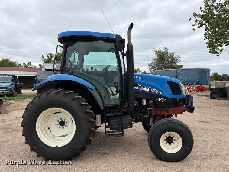 image for item FK3748 2004 New Holland TS100A Plus 