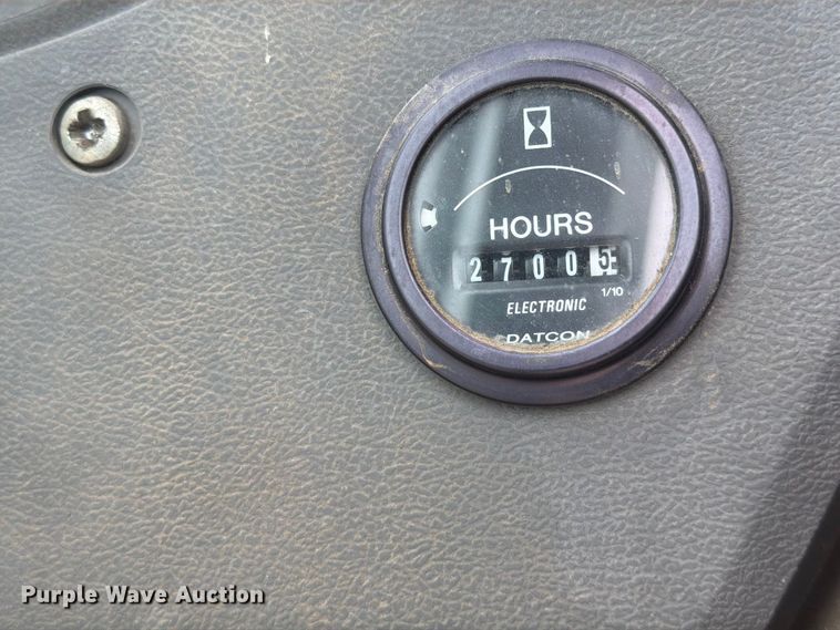 image for item FK3748 2004 New Holland TS100A Plus 