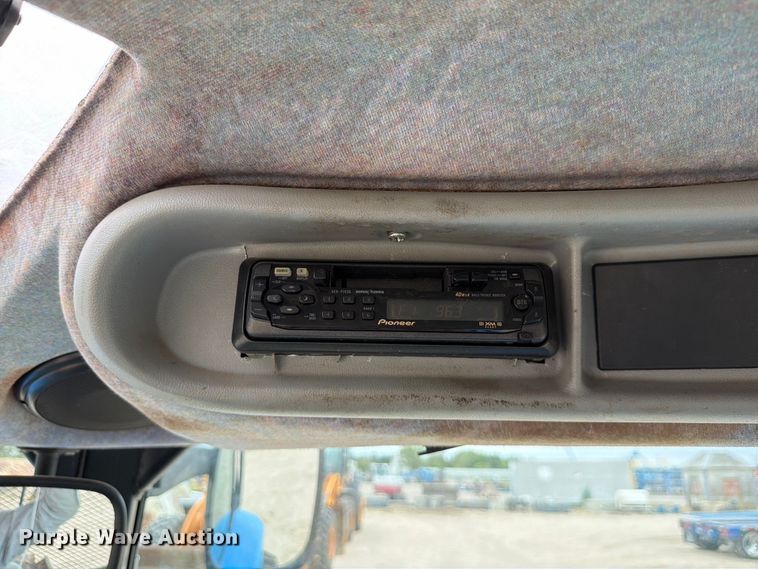 image for item FK3748 2004 New Holland TS100A Plus 