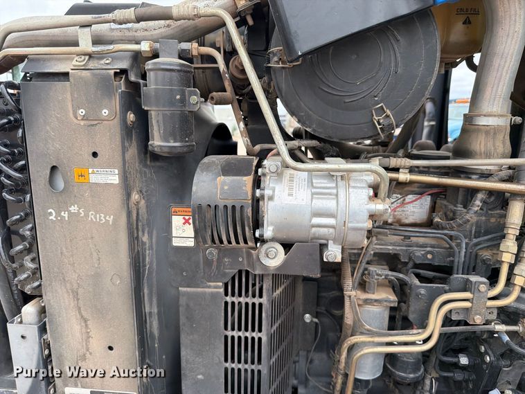 image for item FK3748 2004 New Holland TS100A Plus 