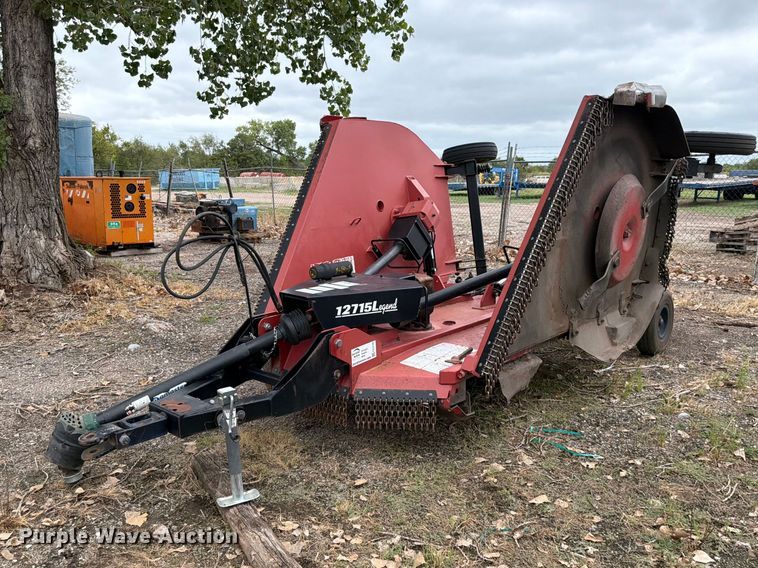 Brush hog 12715 Legend batwing rotary mower