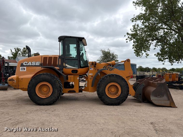 image for item FK3750 2011 Case 821F wheel loader