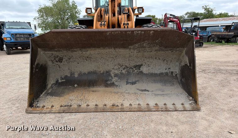 image for item FK3750 2011 Case 821F wheel loader