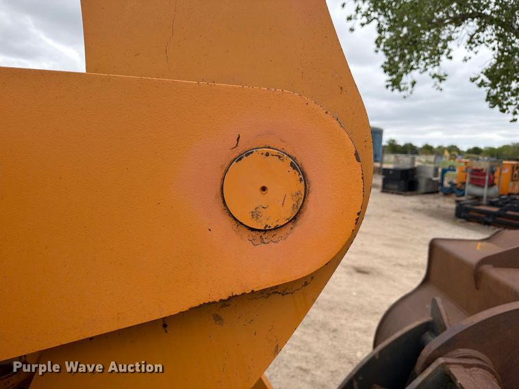 image for item FK3750 2011 Case 821F wheel loader