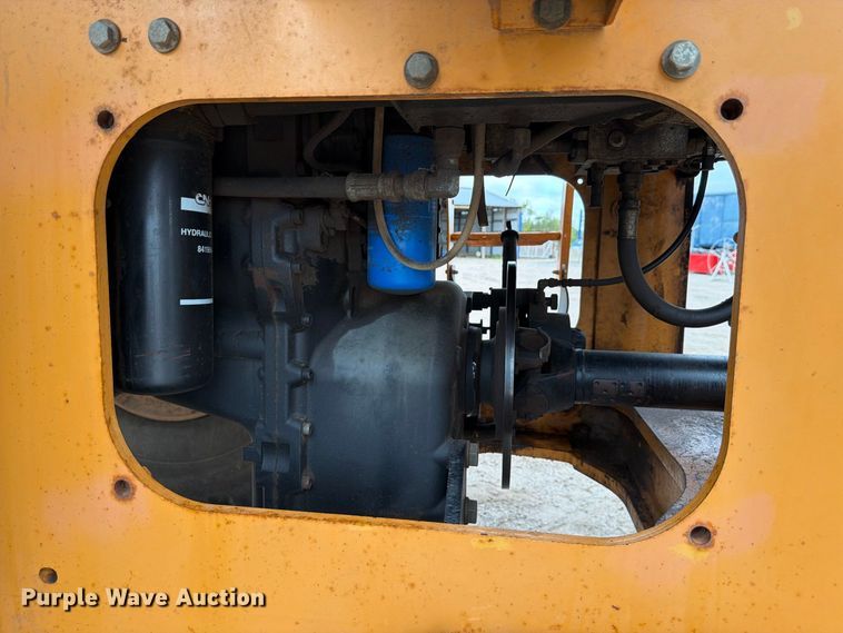 image for item FK3750 2011 Case 821F wheel loader
