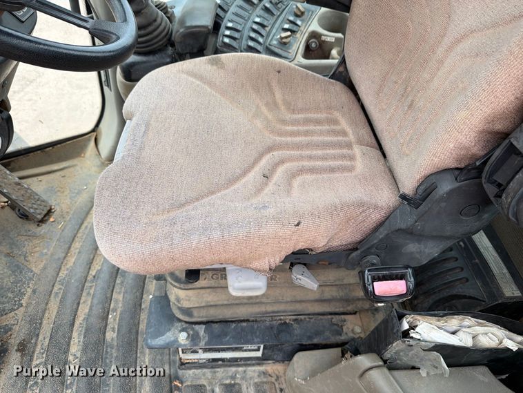 image for item FK3750 2011 Case 821F wheel loader