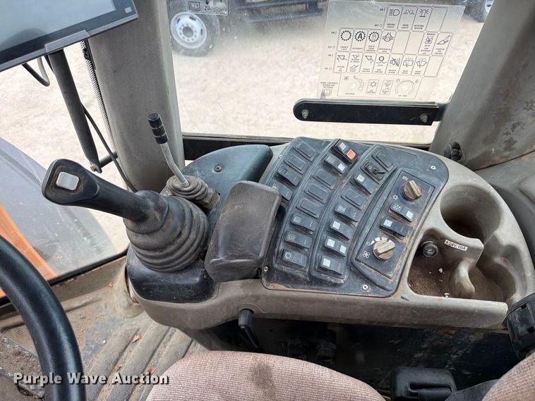 image for item FK3750 2011 Case 821F wheel loader