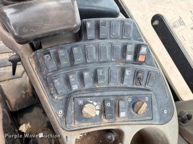 image for item FK3750 2011 Case 821F wheel loader