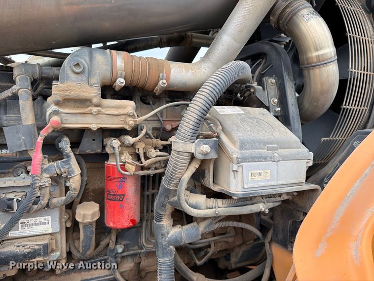 image for item FK3750 2011 Case 821F wheel loader