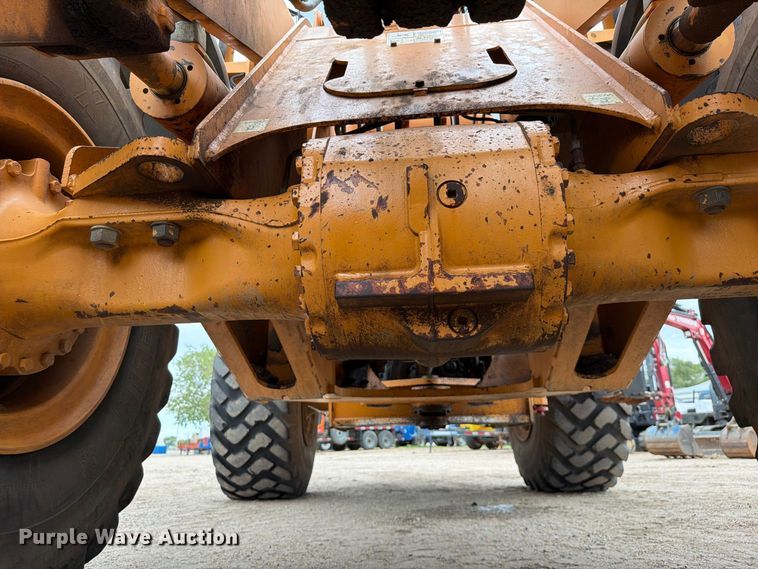 image for item FK3750 2011 Case 821F wheel loader