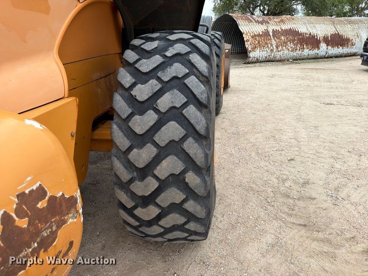 image for item FK3750 2011 Case 821F wheel loader