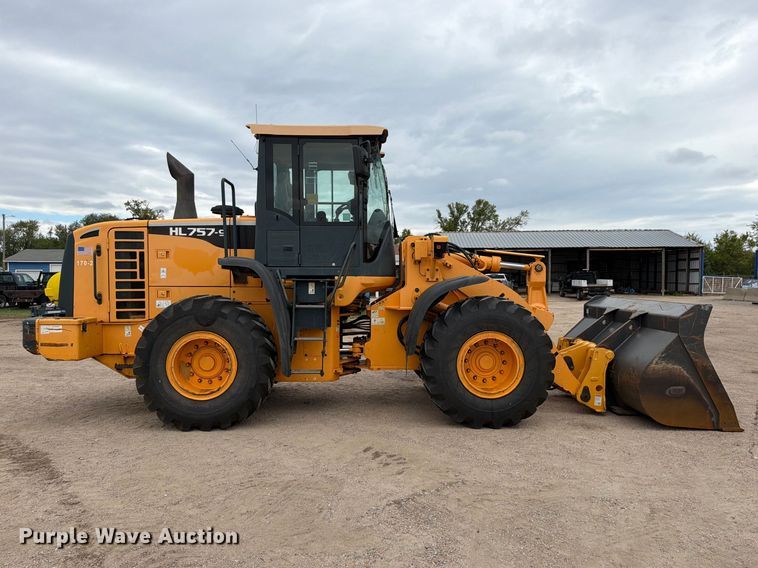 image for item FK3752 2012 Hyundai HL757-9 wheel loader