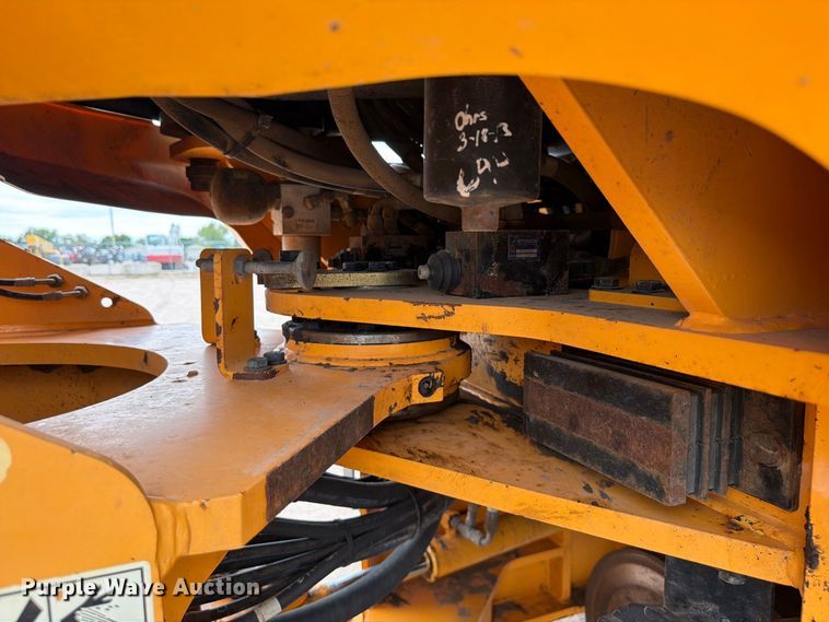 image for item FK3752 2012 Hyundai HL757-9 wheel loader