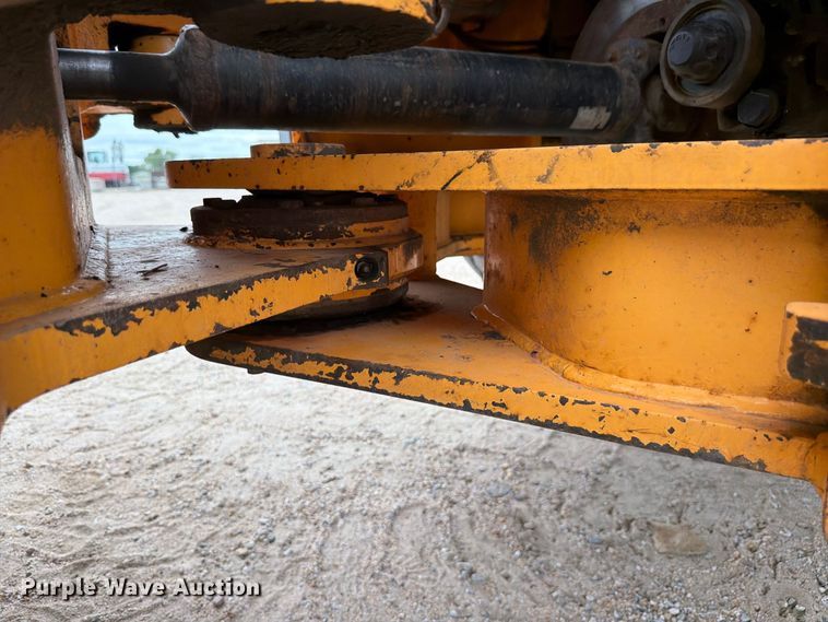 image for item FK3752 2012 Hyundai HL757-9 wheel loader